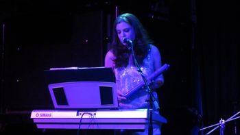 Liza sings! Bowery Electric, East Village NYC Pic:John Beaman
