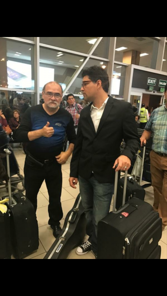 Saul Lopez Music images y el amigo Julio Collantes. Aeropuerto Jorge Chavez, Lima  2017
