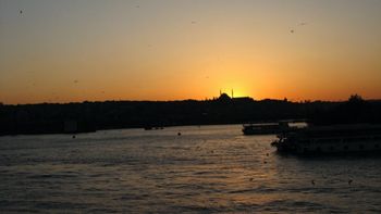 2010_goldenhorn 2010 learning why it is called "the golden horn" - Istanbul.
