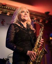 SAX DIVA Suzanne Grzanna performs with her Jazz Duo