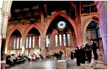 Matthew Quinn conducts Cappella Caeciliana at the Cathedrals of Sound concert in Carlisle Memorial Church on 19/6/22. Photograph by Vincent McLaughlin
