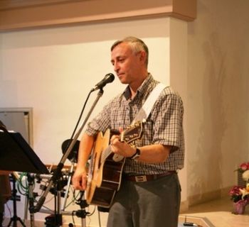 John leading worship Snapped at St. Edwards
