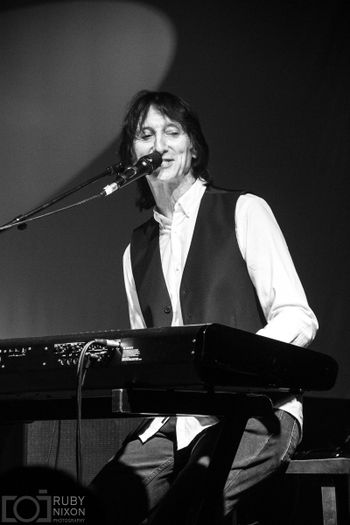 Bob_Jackson_BADFINGER_Coventry_Empire_30001
