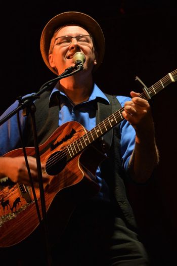 Photo by Jay Jylkka, taken at the 2023 Funky Rivertown Fest Songwriters in the Round night.
