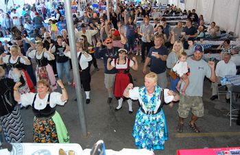 DSC_1285 Fliegerlied Dancers at 2015 German American Fest
