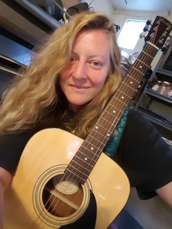 20160725_121811 The new Fender acoustic, compliments of Brian Henke!
