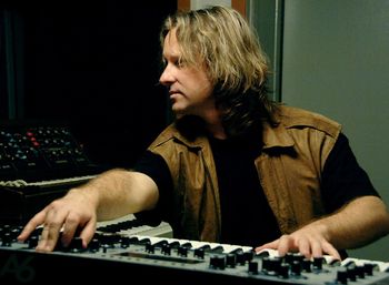 Erik Norlander in studio 2007 #2, photo by Raj Naik
