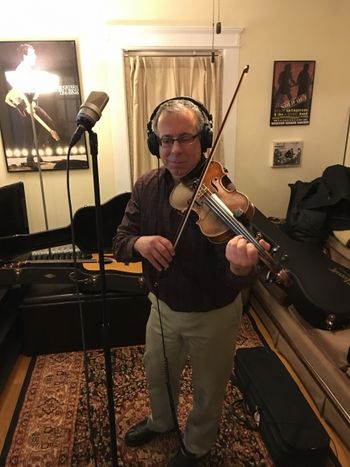 Recording some fiddle Hollow Body Studio - the Subourbon Road sessions
