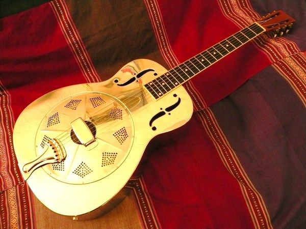 Australian made store resonator guitars