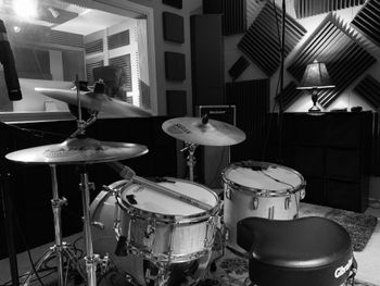 Tracking room w/drums
