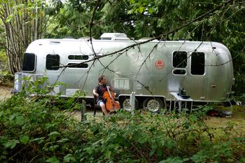 Cellist, Daniel Gaisford Airstream
