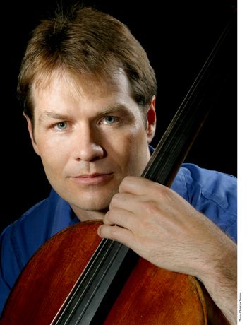 Cellist, Daniel Gaisford Publicity photos 1706 Matteo Goffriller Cello, the "Warburg"
