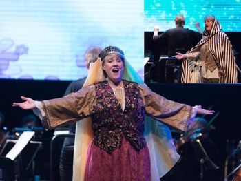 As the Sandman & Dew Fairy With Tryptych Opera and Cathedral Bluffs Symphony Orchestra Dec 2017.  Photos by Huw Morgan

