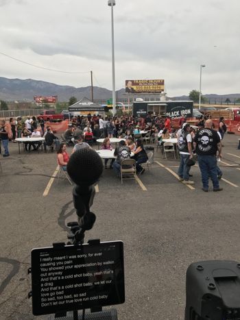 Harley Davidson crowd
