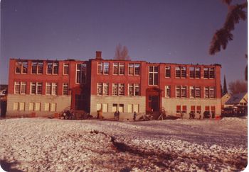 McLean School sfter fire 4th Feb 1981 (Edward Davied Collection)
