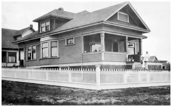 Kirkup Home, Alberni … note the almost identical white picket fence as at their Rossland home
