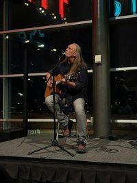 MBE plays the Wandering Donkey