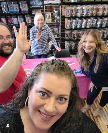 samanthanewark #jemandtheholograms #voiceofjem

