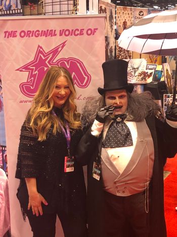 C2E2 #samanthanewark #jemandtheholograms #transformers #popculture
