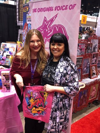 C2E2 #samanthanewark #jemandtheholograms #transformers #popculture
