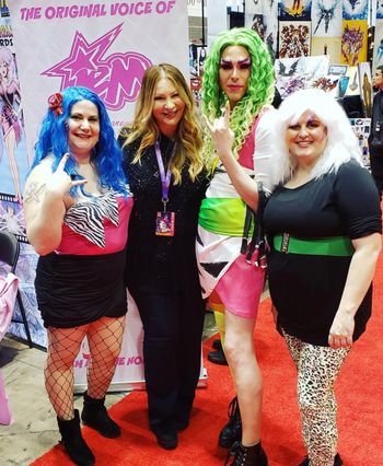 C2E2 #samanthanewark #jemandtheholograms #transformers #popculture
