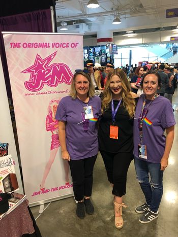 dragoncon #dragoncon2019 #samanthanewark #jemandtheholograms #plasticempire #funkopop #hasbro #jem #transformers #voiceactors #80sanimation #80scartoons #popculture #comiccon
