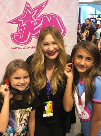 dragoncon #dragoncon2019 #samanthanewark #jemandtheholograms #plasticempire #funkopop #hasbro #jem #transformers #voiceactors #80sanimation #80scartoons #popculture #comiccon
