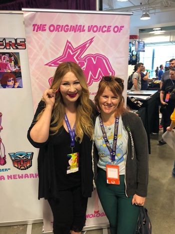 dragoncon #dragoncon2019 #samanthanewark #jemandtheholograms #plasticempire #funkopop #hasbro #jem #transformers #voiceactors #80sanimation #80scartoons #popculture #comiccon
