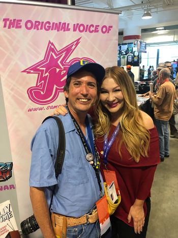 dragoncon #dragoncon2019 #samanthanewark #jemandtheholograms #plasticempire #funkopop #hasbro #jem #transformers #voiceactors #80sanimation #80scartoons #popculture
