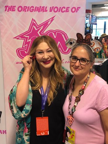 dragoncon #dragoncon2019 #samanthanewark #jemandtheholograms #plasticempire #funkopop #hasbro #jem #transformers #voiceactors #80sanimation #80scartoons #popculture #comiccon
