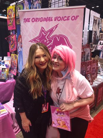 C2E2 #samanthanewark #jemandtheholograms #transformers #popculture
