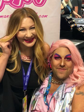 dragoncon #dragoncon2019 #samanthanewark #jemandtheholograms #plasticempire #funkopop #hasbro #jem #transformers #voiceactors #80sanimation #80scartoons #popculture #comiccon
