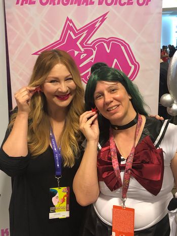 dragoncon #dragoncon2019 #samanthanewark #jemandtheholograms #plasticempire #funkopop #hasbro #jem #transformers #voiceactors #80sanimation #80scartoons #popculture #comiccon
