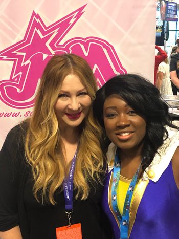 dragoncon #dragoncon2019 #samanthanewark #jemandtheholograms #plasticempire #funkopop #hasbro #jem #transformers #voiceactors #80sanimation #80scartoons #popculture #comiccon
