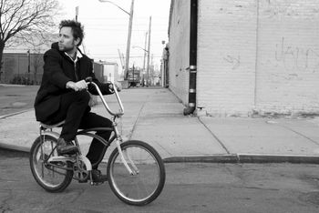 Mark on the Paper Man Bike. (By Peter Lindberg)
