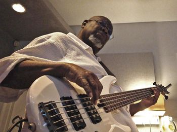 Abraham Laboriel Sr. on Bass
