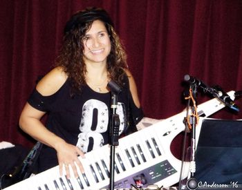 Sandy playing her Keytar at Frans Pub
