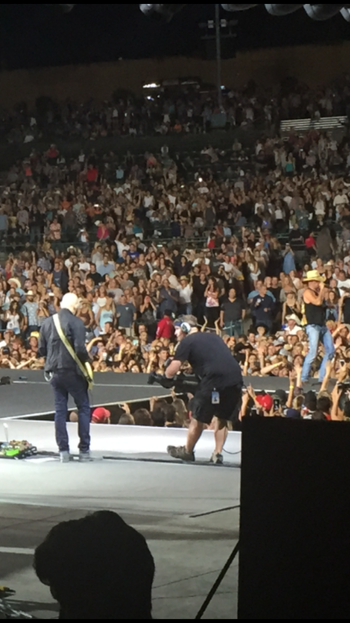 Kenny Chesney show backstage
