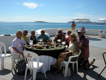 A table filled with good friends Cheri, Kelly McGuire, Patti & Gary, Rob Mehl, Karen, Audrey & Me San Carlos 2007

