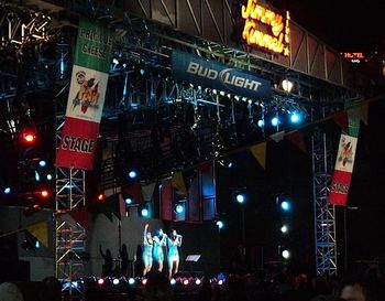 Tre_Bella_Jimmy_Kimmel_Stage
