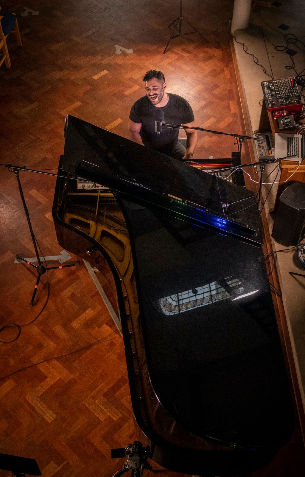 Jamsheed Master piano bar resources