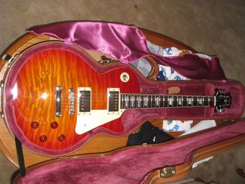 Cherry Sunburst with quilt maple top
