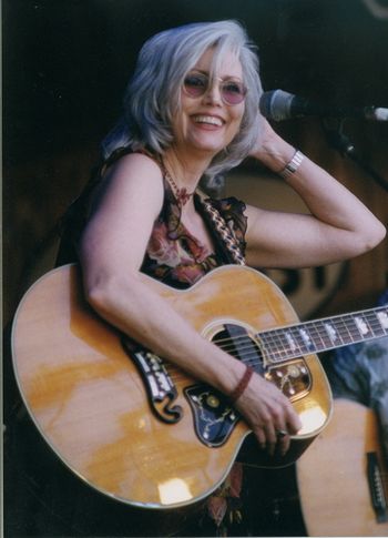 L-7 Emmylou Harris
