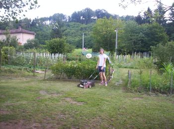 Chris in his garden 2006 VI
