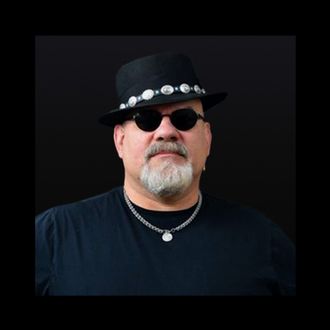 Papa Robert Hill - Vocals, Guitars, Fiddle