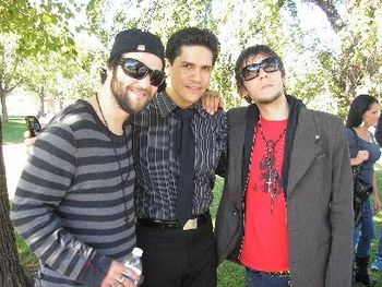 AARON CARUSO WITH BAM MARGERA AND FRIEND AT THE BALTIMORE COLUMBUS DAY PARADE 2008
