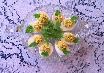 Hummus Deviled Eggs
