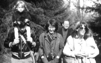 Stanley Park, Vancouver (1984). Left to right: Greg (carrying niece Kristina), his beloved wife (Irene), his Dad (Ken) and his sister (Beverly)
