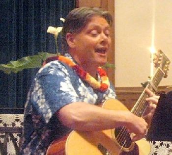 Jim at 2006 Na Leo Nahenahe concert
