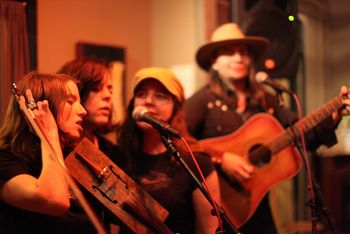 Live at 68 Jay St. Bar with Jolie Holland, Samantha Parton, and Jan Bell, photo by Jelle Wagenaar, copyright 2009
